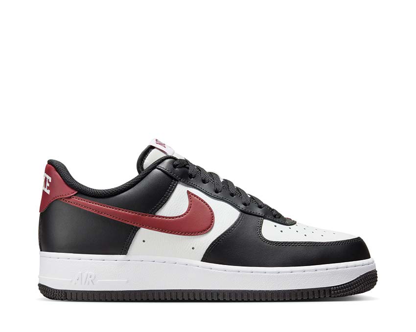 Nike Air Force 1 07