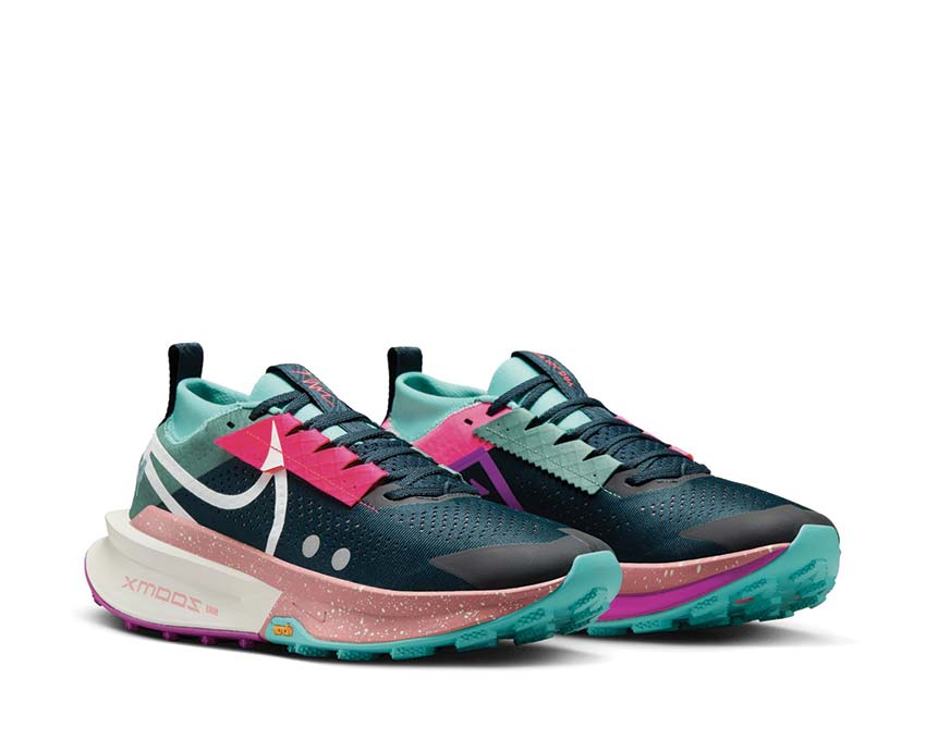 Nike Zegama Trail 2 Armory Navy / Sail - Green Forest - Vivid Grape FD5190-400