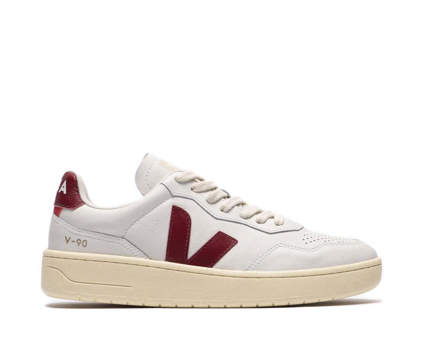 Veja V-90 O.T. Leather White / Marsala VD2003657A