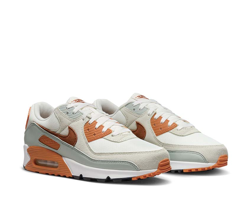 Nike Air Max 90 Summit White / LT British Tan - Monarch FN6958-100