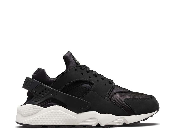 Nike Air Huarache LE Off Noir / Summit White - Black DQ8572-001