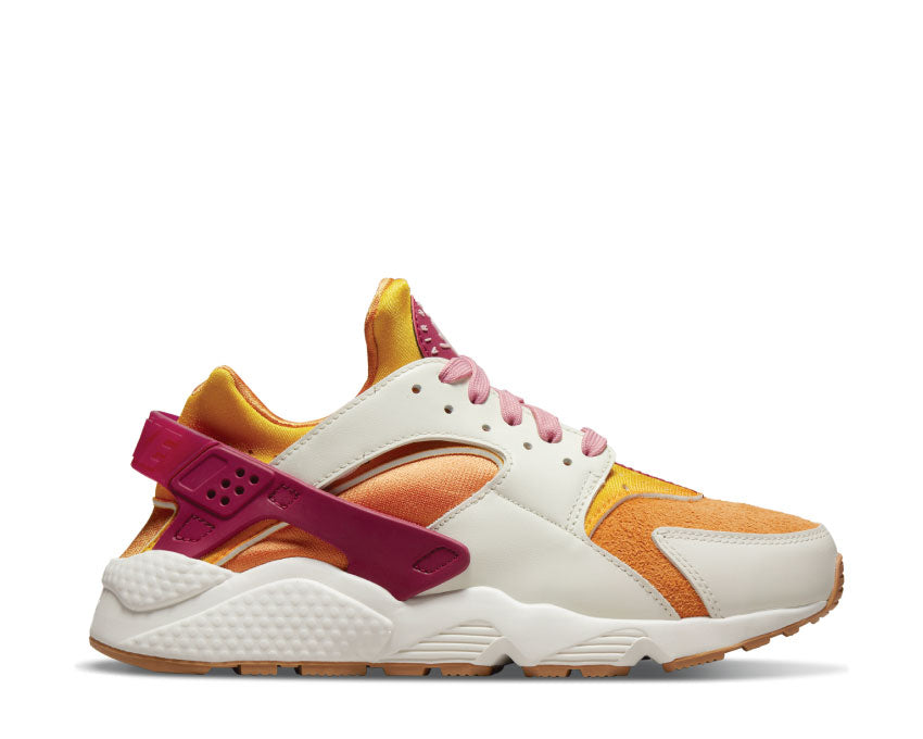 Nike Air Huarache W Sail / Rush Maroon - Sunset - Pink Glaze DO6720-100