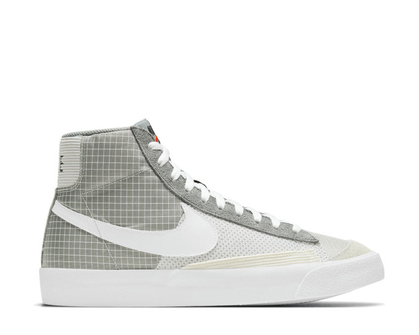 Nike Blazer Mid '77 Patch Smoke Grey / White - Particle Grey DD1162-001