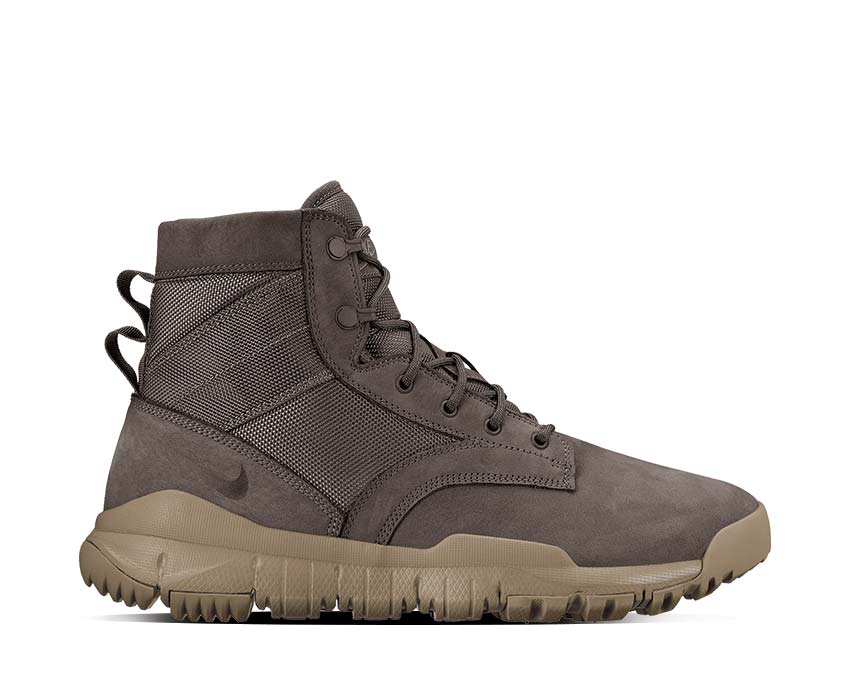 Nike SFB 6" NSW Leather Boot Dark Mushroom / Dark Mushroom - Light Taupe 862507-002